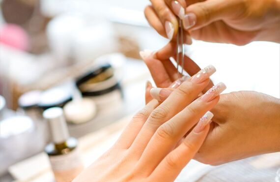 独立・開業ならプロのスクールに | 豊田でネイルなら上質なlino nail studio & academy